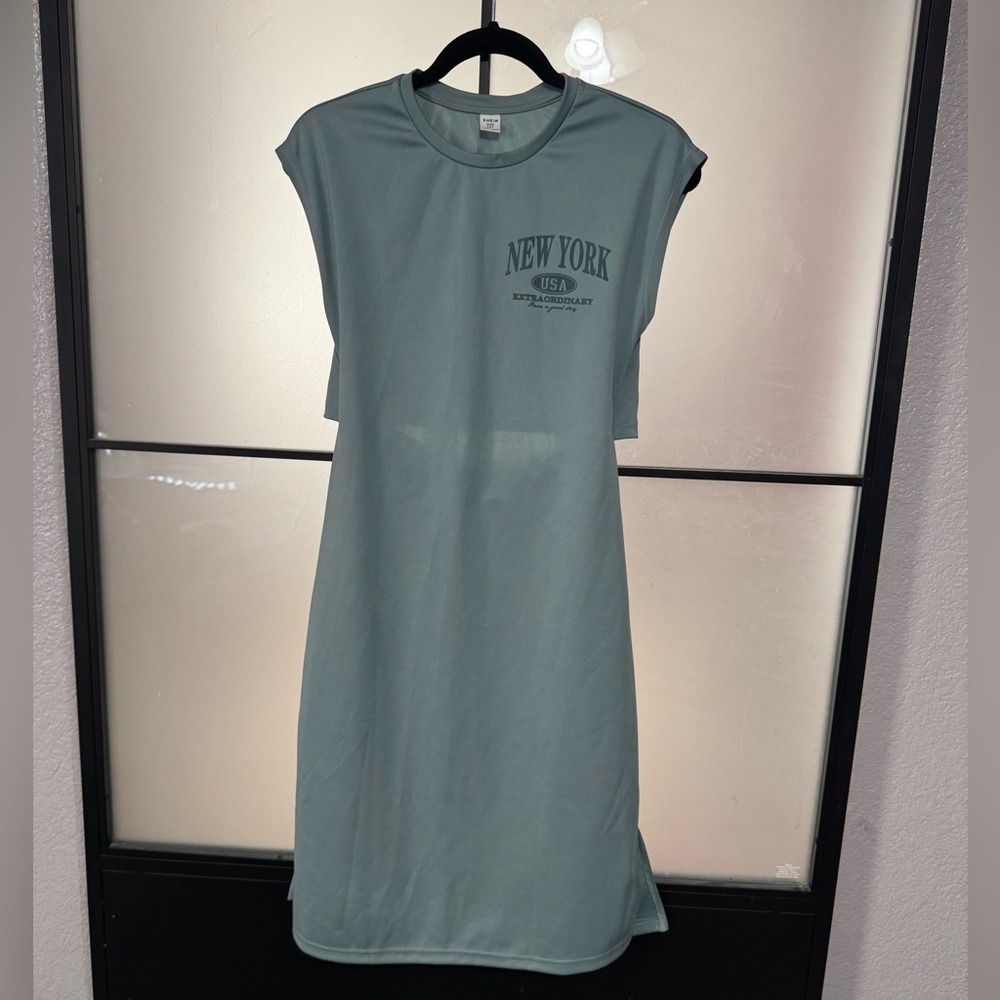 SHEIN Teal Midi Dress with New York Print